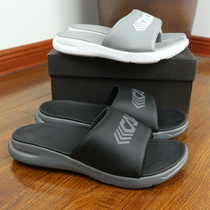 Export Korea single new mens summer slippers non-slip breathable open toe light shock absorption one-word drag BH701