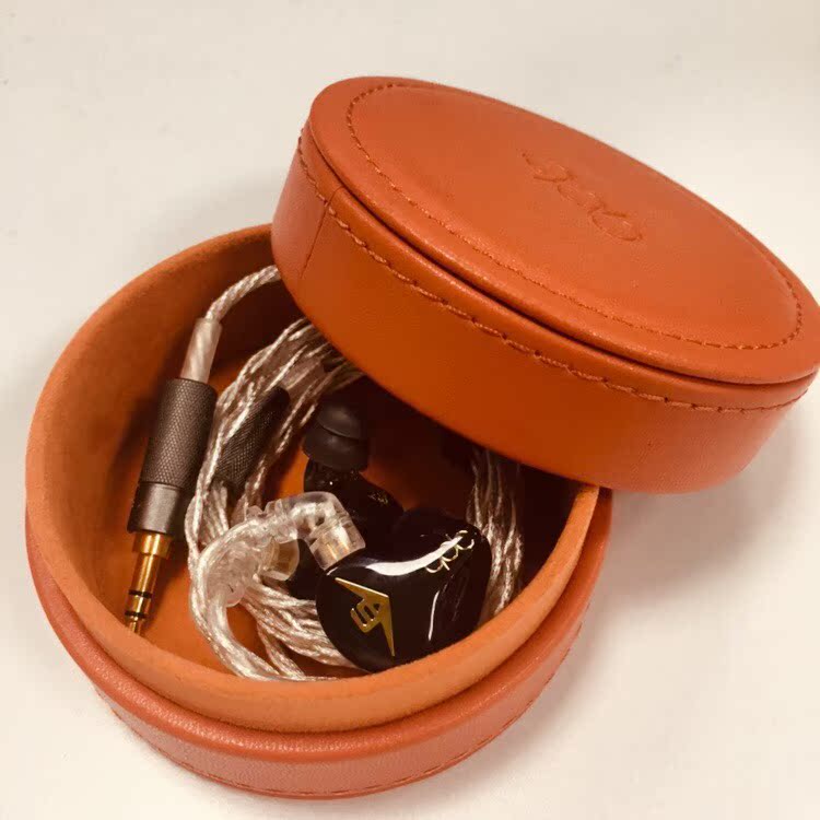 QDC V6变色龙Anole值得入手吗？