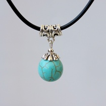 Manufacturer Yunnan ethnic wind ornament retro ancient style with female Tibetan silver green pine stone necklace item pendant pendants XL096
