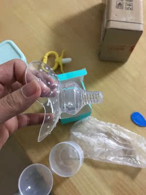 蛮好的，摸起来质量很好，简直解救了妈妈的乳头，6个月的宝宝正好是要长牙的时候，这个东西来的很及时，用过以后再追加吧