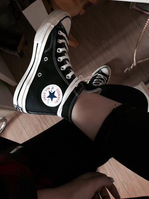 质量非常好，和买家说的一样，脚感也很好，很软。