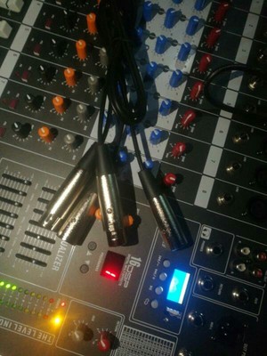 目前看来有人用过Fross/沸斯S5 高端专业KTV音响怎么样，唱歌好不好用