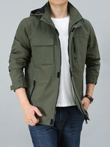 Outdoor mens multi-pocket charge spring and autumn thin casual jacket windproof waterproof detachable cap soft shell jacket