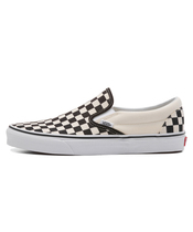 Ten or eight color Korean VANS mens shoes SLIP ON Classic checkerboard leisure sports skateboard shoes