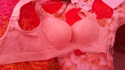 衣服挺好的！很满意，试了一下刚好！