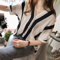 Short-sleeved shirt female student Korean loose womens clothing 2020 new fashion summer striped shirt V-neck large size top