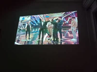 说说小帅2019新款微型投影仪怎么样？大神吐槽一下