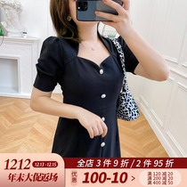 The new v-collar french dress in 2021 the new v-collar french dress the fat sister mm appeared thin skirt