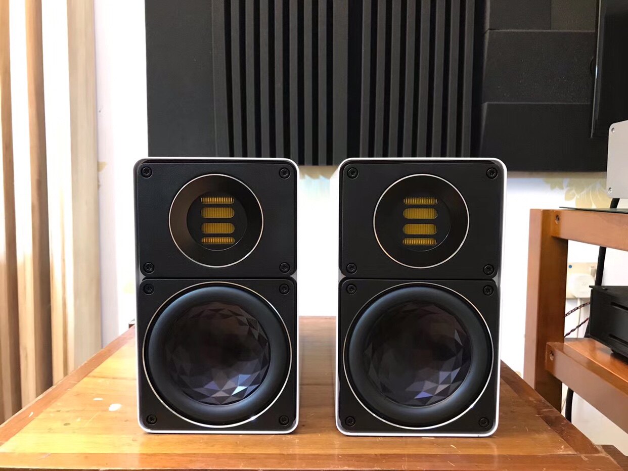 德国意力elac312小钢炮经典金属书架箱!原装脚架!已出