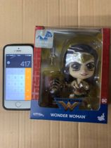 SPOT HOTTOYS HT WONDER WOMAN COSBABY COSB417 WITH PONY