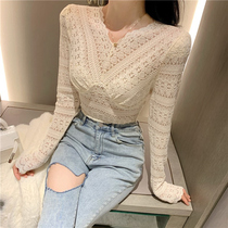 Spring and autumn new beauty body lace base shirt womens long-sleeved mesh sexy hollow small shirt Western style v-neck stretch top