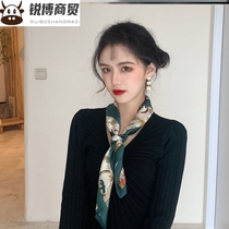 South Korean scarlet female Korean version 100 lap strip sunscreen lock bone silk towel slim net red hair with neck collar towels