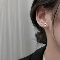 Moon earrings female sterling silver earrings simple cold wind women small and exquisite small earrings hypoallergenic raising earrings earrings