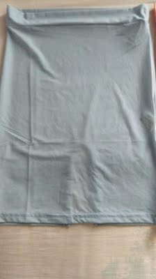 裙子很漂亮，性感，冰丝我很喜欢。