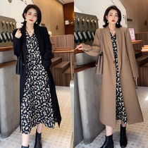 Early spring windbreaker for long style suit woman 2022 long style dress with dress and feminine style with small scents of small scents.
