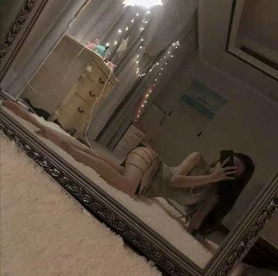 质量很棒,弹性挺好,忒好看了,腿长优势体现出来了 质量很棒,弹性挺好,忒好看了,腿长优势体现出来了