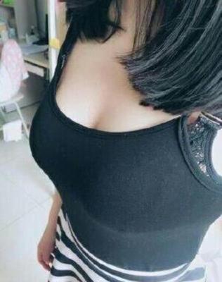 我用了确实有效果，现在不但胸大了，还特别有弹性，胸型也变好看了，非常赞的产品！会一直用