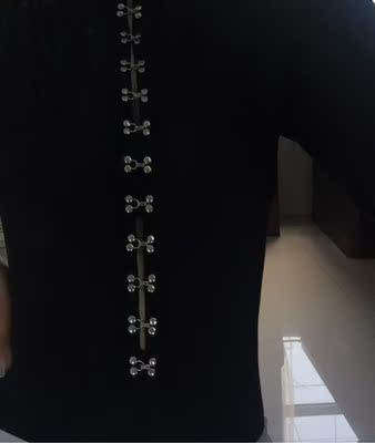 衣服特别值 同事妈妈都要回购！太棒了 很喜欢！！