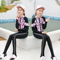 Hot spring new childrens swimsuit female girl child long sleeve sunscreen one-piece swimsuit girl quick-drying diving suit