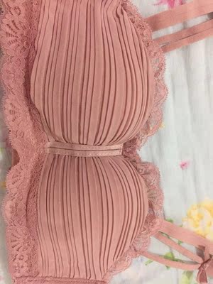 这个颜色很漂亮,很喜欢。款式也比较甜美可爱的,穿着也舒服,老顾客了,都不知道买了多少了,每次都满意! 这个颜色很漂亮,很喜欢。款式也比较甜美可爱的,穿着也舒服,老顾客了,都不知道买了多少了,每次都满意!