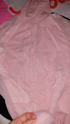 衣服质量好，尺码标准，没有色差，实物和图片一样，物超所值，以后还会继续光顾的，客服态度很好，生意兴隆！