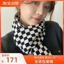 Japan ZD black and white chessboard plaid scarves womens autumn winter 2021 new 100 hitch students warm around the neck
