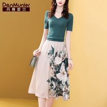 Danielle socialite temperament set skirt summer 2021 new foreign style knitted short sleeve T-shirt skirt two-piece set
