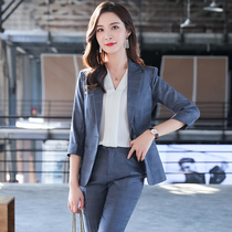  Casual small suit suit female Korean version of the 2020 spring and autumn new fashion slim temperament professional plaid suit jacket