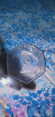 我是天生乳头内陷。宝宝吃奶很费力,自己又疼,被小孩吸破了,疼的我晚上睡不着,在网上发现了这个东西,果断买了,回来用着相当不错。才开始抱着试试看的态度,要是这个还吃不出来的话,就准备喂奶粉了,结果等了几天。奶嘴到了。用高温消毒过后,果断用上,宝宝吸几口奶就真的出来了。所以我不用喂奶粉了。感谢这么好的产品,我的乳头也不用被小孩吸破了。 我是天生乳头内陷。宝宝吃奶很费力,自己又疼,被小孩吸破了,疼的我晚上睡不着,在网上发现了这个东西,果断买了,回来用着相当不错。才开始抱着试试看的态度,要是这个还吃不出来的话,就准备喂奶粉了,结果等了几天。奶嘴到了。用高温消毒过后,果断用上,宝宝吸几口奶就真的出来了。所以我不用喂奶粉了。感谢这么好的产品,我的乳头也不用被小孩吸破了。