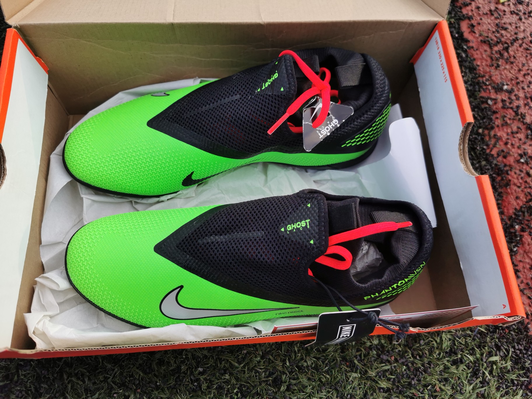 深度测评暗煞2次顶足球鞋怎么样呢?评测好不好?内幕分析评测