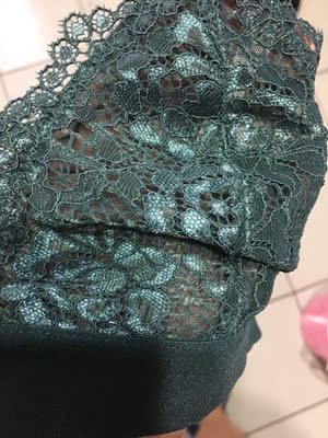 质量和款式都挺好，绿色这套和图片有些许色差，实物颜色更亮，建议店家，附上实物图片方便参考