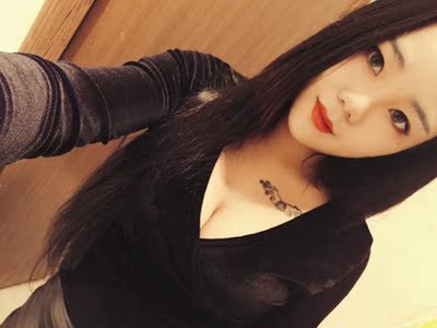 宝贝收到啦，好漂亮，很喜欢，质量很好，很性感。性价比高。值得购买，下次还会再来哦⊙&forall;⊙！