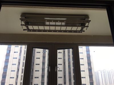 讨论佳爵士电动晾衣架怎么样，是杂牌吗？真的有那么好用吗