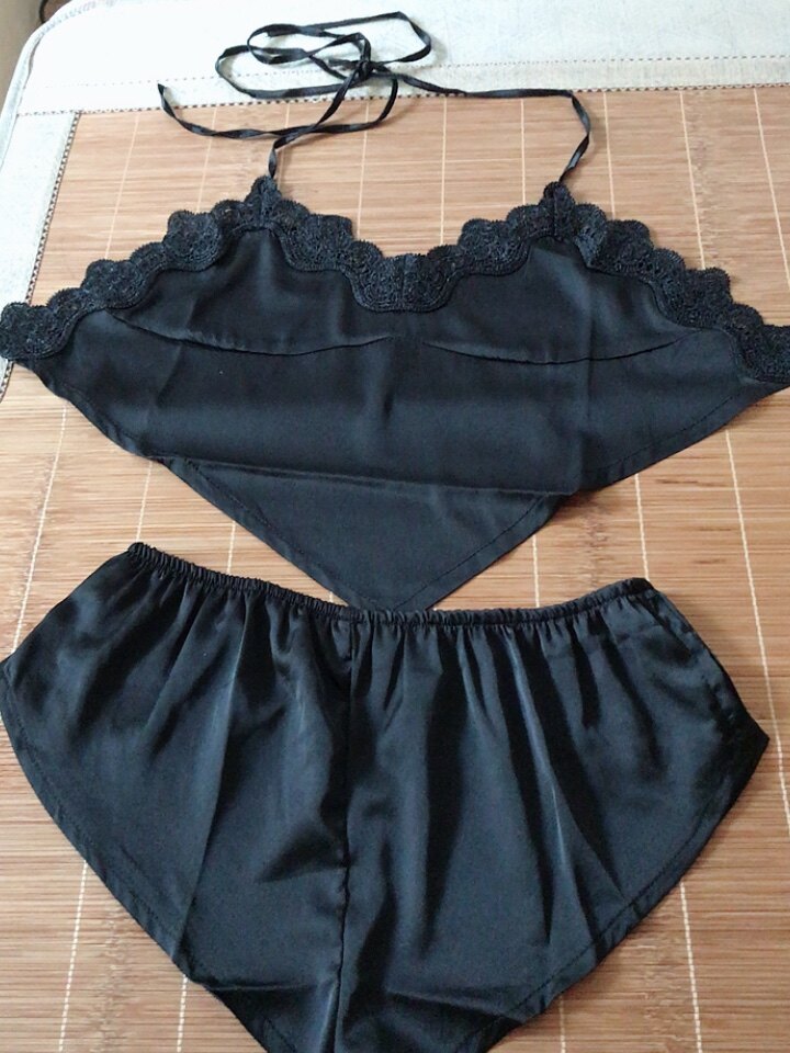 人家鞋子外衣都只用拍实物照片,你这内衣,我差你那三块钱嘛?