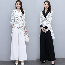 Early autumn 2021 new small balsamic wind fashion casual two sets of professional ladies printed broadlegged pants suit womens spring