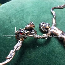 Artist Jewelry·M Rose Garnet Open Ring 880 Deposit 800