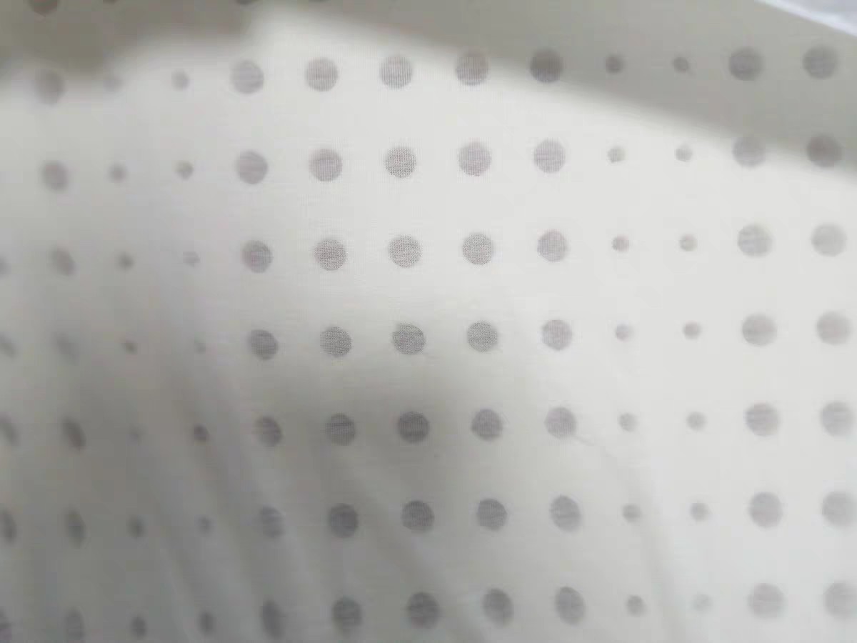 真实评测:富安娜乳胶床垫怎么样呢?质量差还是好呢?