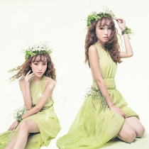 New photo studio personal theme photo clothing Korean version personality fashion photography clothing 2018 photo art clothing