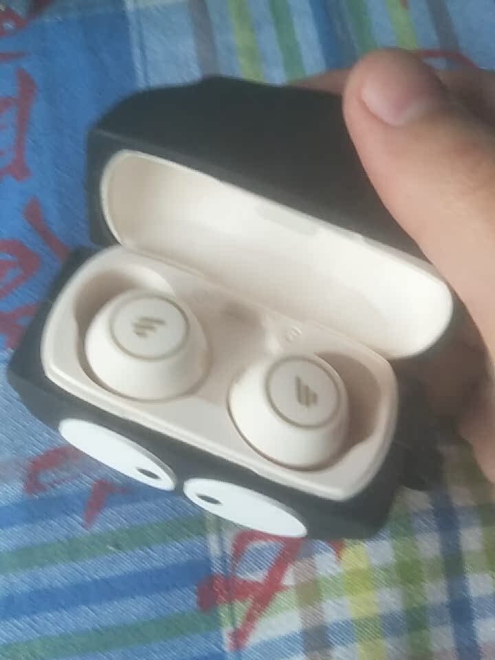 漫步者w2蓝牙耳机质量怎样？优缺点评测质量好吗？