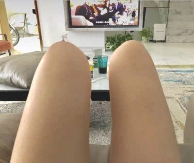 宝贝刚收到的时候，也没想到效果会有这么好，每天都在用，黑色素每天都会在慢慢淡化掉呢，之前买过其他牌子，就像变色口红一样，涂上去是会变粉，特别的粉，但是洗掉又变回原来的样子，后来换了这个牌子的宝贝，虽然改变不是很快，但是洗掉也不会反弹，真的不错，很喜欢。效果真的好，用到的地方都白了很多呢，还推荐朋友来买了呢。