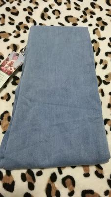 裤子超级舒服，买过他家一次衣服就种草了 一开始还觉得性价比不高  收到货才发现  真的是物超所值   面料舒服   弹性超级大  666