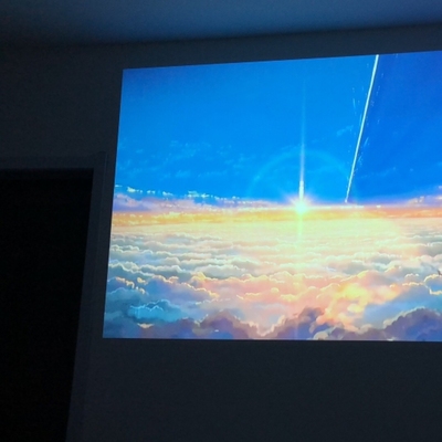 体验客厅用乐佳达YG520投影仪怎么样，到底好不好用，清晰度如何