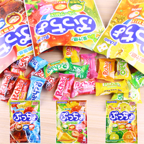 Japanese imported snack UHA Yuha taste sugar Super carbonated mixed fruit fudge sandwich candy 90g * 3 Pack