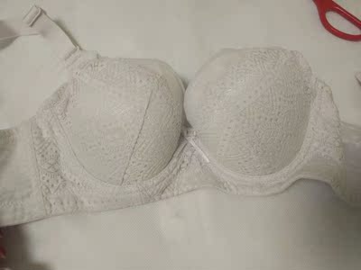 买了几件，这个颜色，材质都满意，已经洗了，很满意，发货速度非常快可以放心购买好评点赞！此后为凑数评语，可忽略，不用看了。表示我对产品是认可的，尽管我此刻的评论是复制粘贴的。这一方面是为了肯定商家的服务，另一方面是为了节省自己的时间，因为差评我会直接说为什么的。所以家就当做是产品质量合格的意思来看就行了。特别好，特别差，我都会另外说明的。