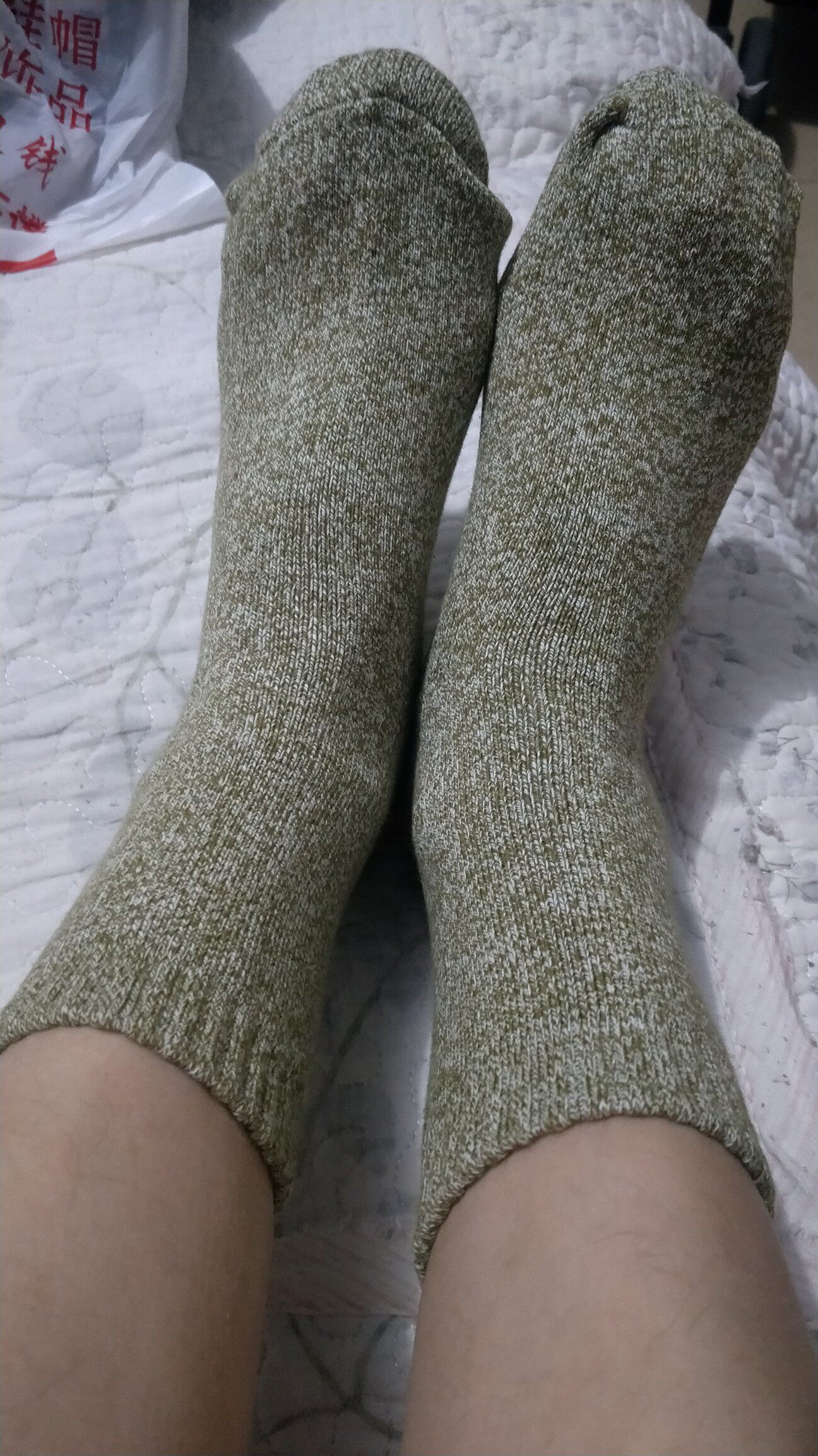 凉从脚起,想要温暖过冬就先从买袜子开始吧