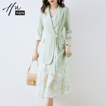 Suit jacket womens design sense niche print suspenders dress waist slim temperament dress two-piece summer