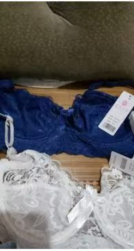 宝贝很好穿的挺合身的，价格也很实惠，卖家服务态度也很可以，下次还会再来的