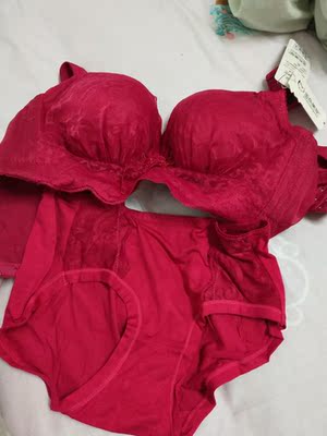 一直在这家买内衣，棒棒哒，哈哈哈哈～