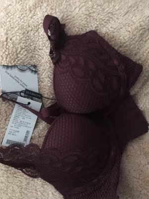 不错的!很轻,没有空杯,很舒服没有束缚感 不错的!很轻,没有空杯,很舒服没有束缚感