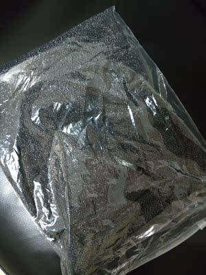 闪亮闪亮的，很漂亮，肤感也很棒。